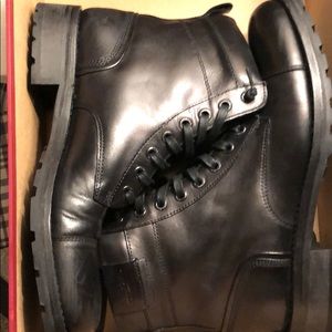 Wolverine boots. Black boots. Unisex